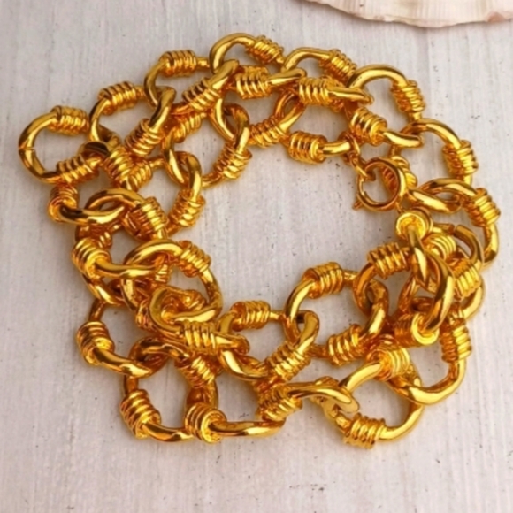 Buttery Sunset Gold-Tone Chunky Crafted Cleo Goddess Necklace - Picture 7 of 9